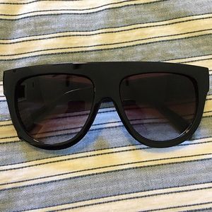 Black ombré sunglasses